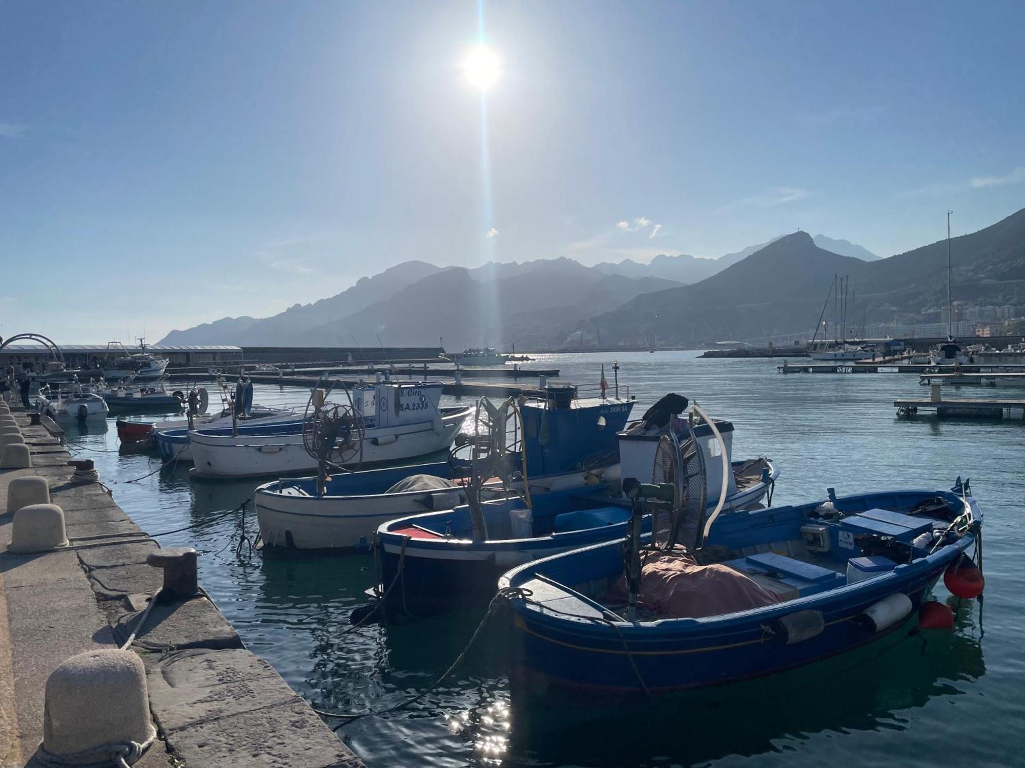 Salerno Casa Vacanze Εξωτερικό φωτογραφία